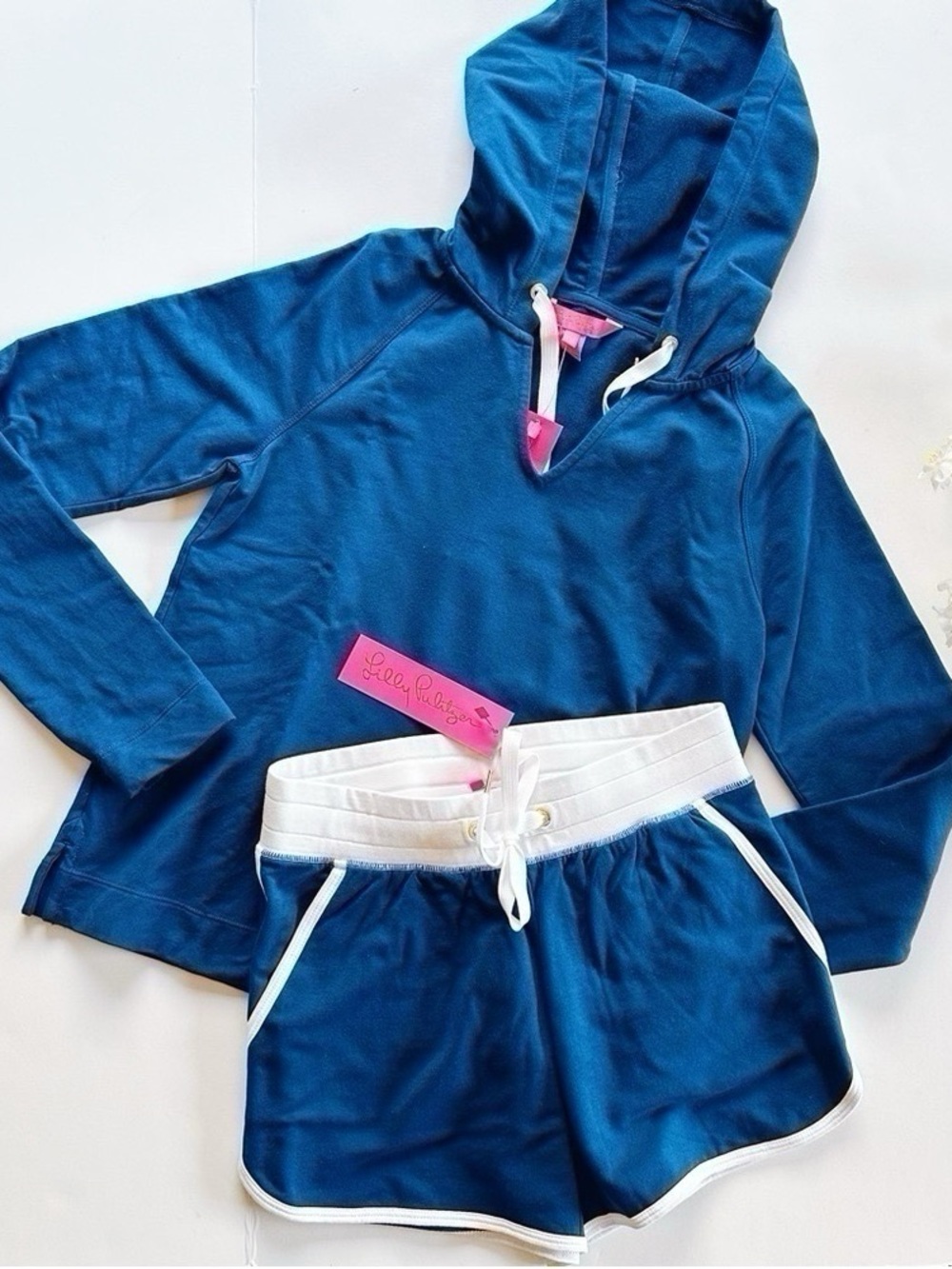 NEW Lilly Pulitzer Women’s Trysta Knit Short & Kiawah Hoodie Aegean Navy